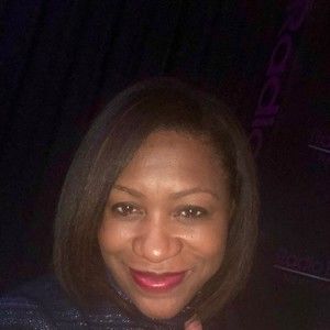 Meet your Posher, Latasha